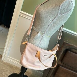 Gorgeous genuine leather Roots bag in light dusty pink